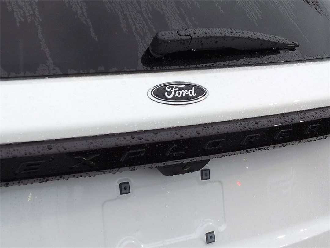 2026 Ford Explorer Tremor - Image 26