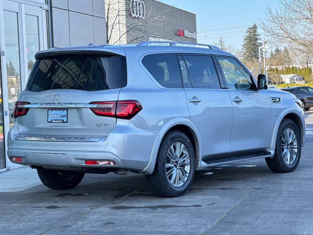 2019 INFINITI Qx80 LUXE - Image 3