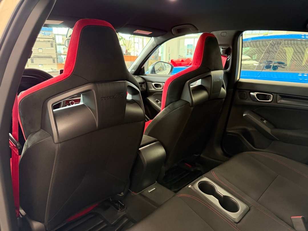 2024 Honda Civic Type R - Image 29