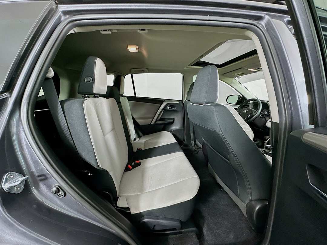 2018 Toyota Rav4 Adventure - Image 27