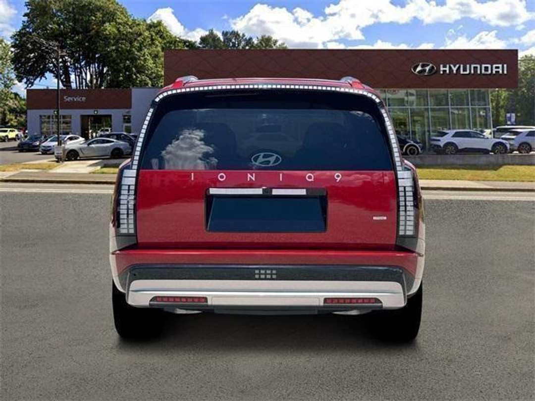 2026 Hyundai Ioniq 9 Performance Limited - Image 6
