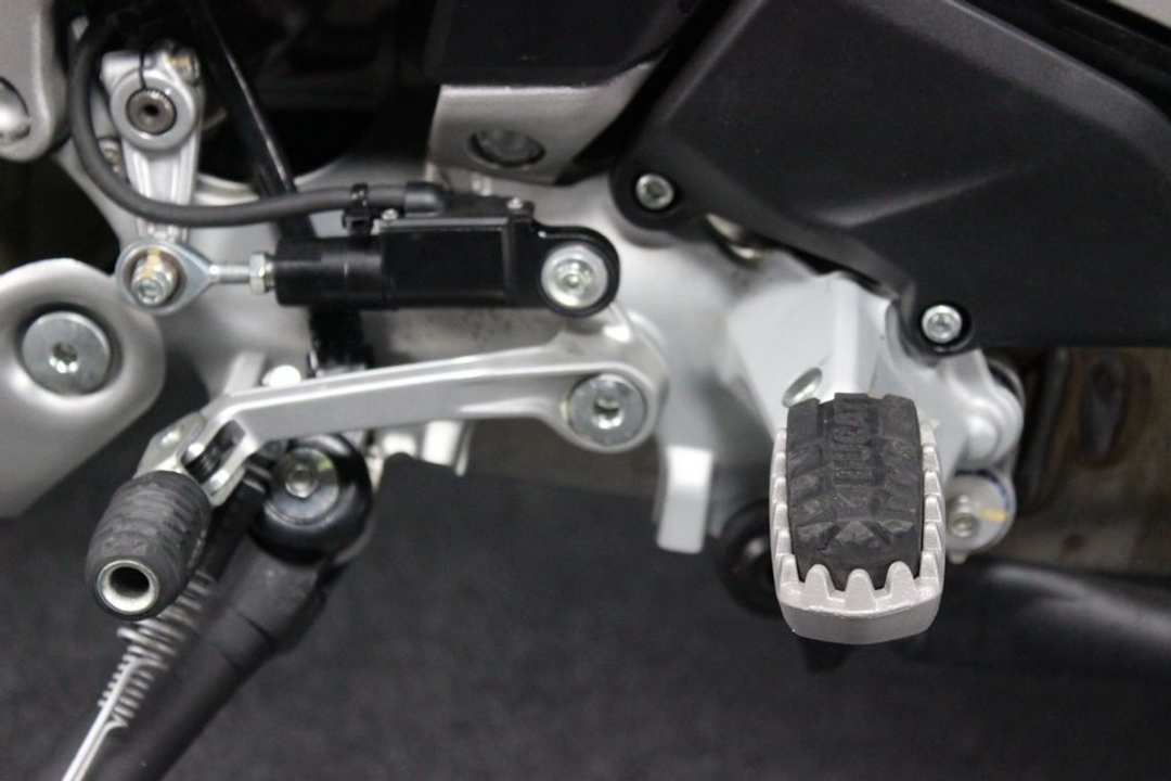 2022 Ducati Multistrada V4 S Travel & Radar Spoked Wheel - Image 14