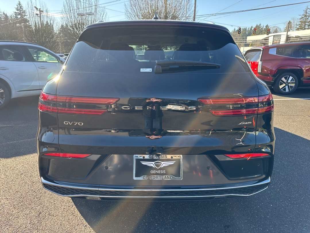 2026 Genesis Gv70 2.5T Advanced - Image 6