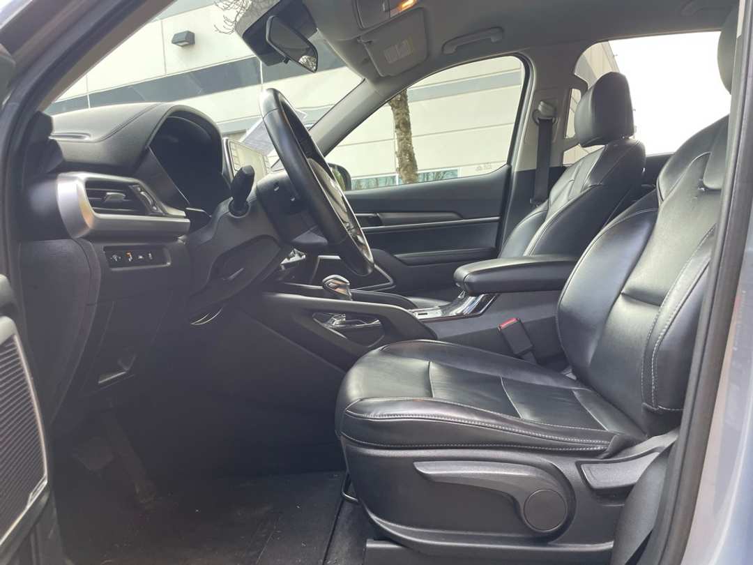 2021 Kia Telluride LX - Image 16