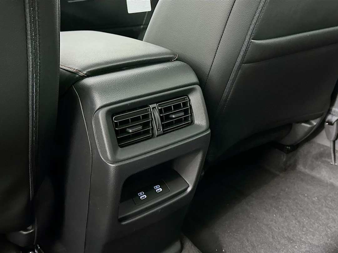 2026 Honda CR-V Sport Touring - Image 27