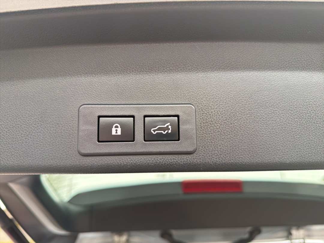 2020 Subaru Ascent Limited - Image 23