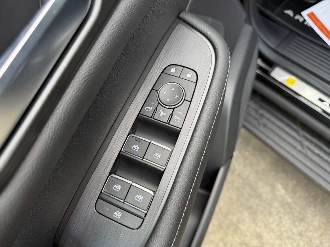 2026 Nissan Armada PRO4X - Image 13