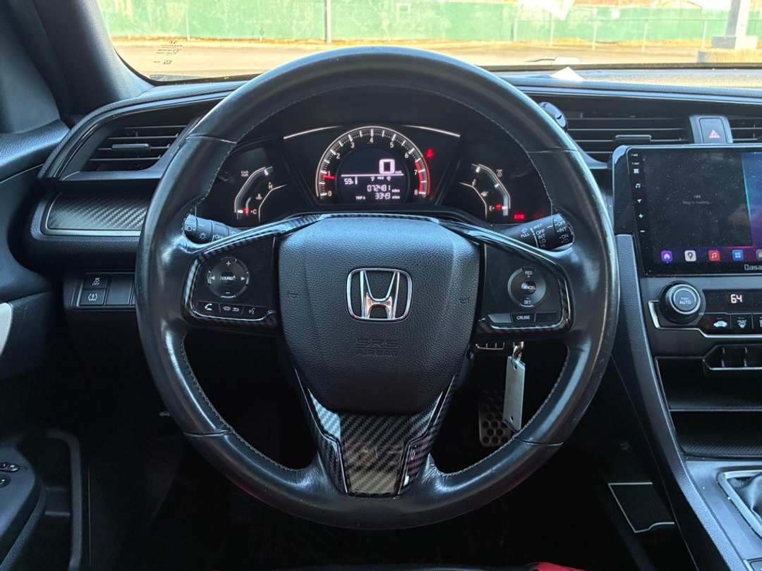 2017 Honda Civic Sport - Image 11