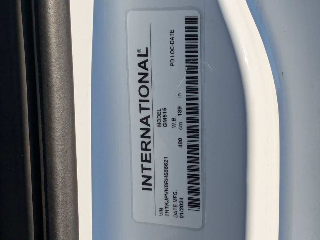 2024 Chevrolet Silverado 4500Hd Work - Image 29