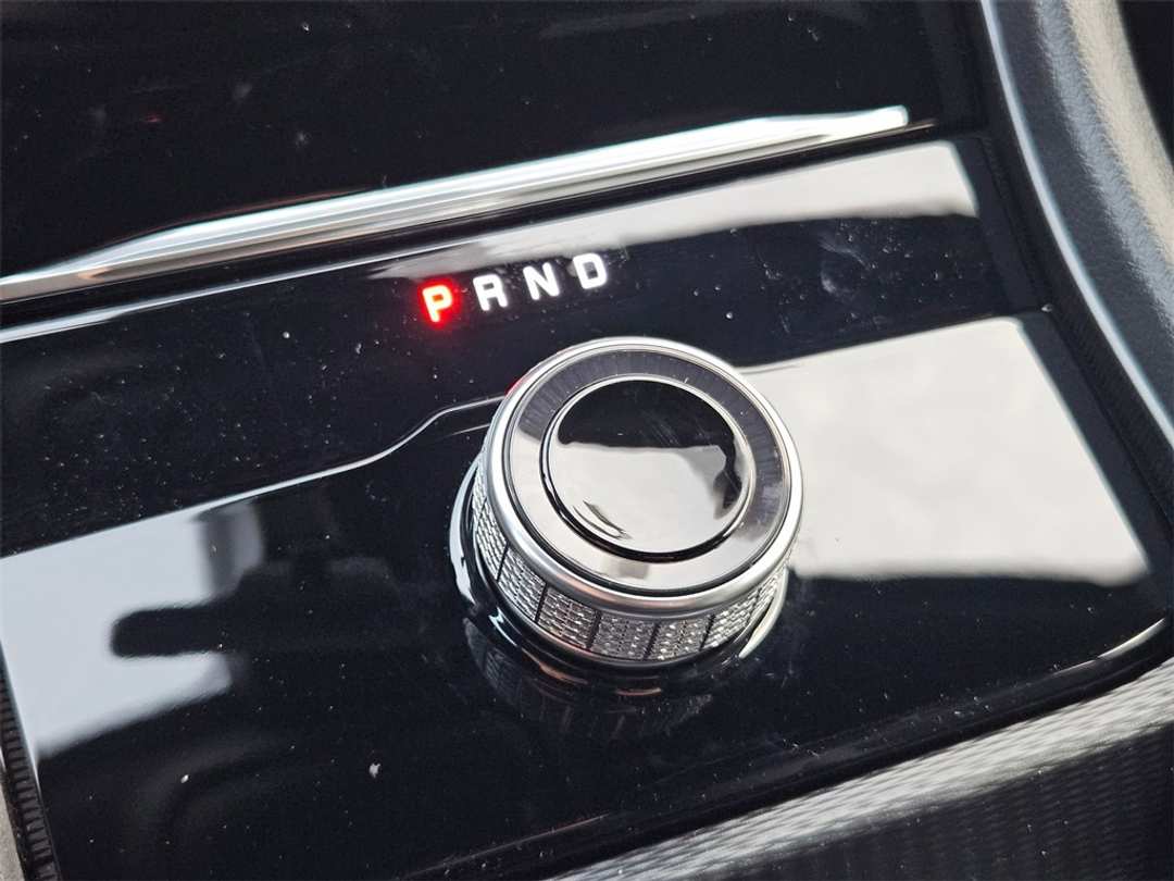 2025 Jeep Grand Cherokee Altitude X - Image 18