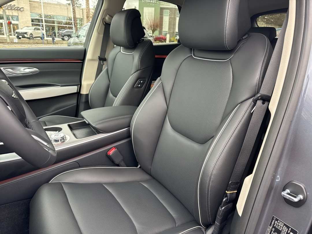 2026 Genesis Gv70 2.5T Advanced - Image 23