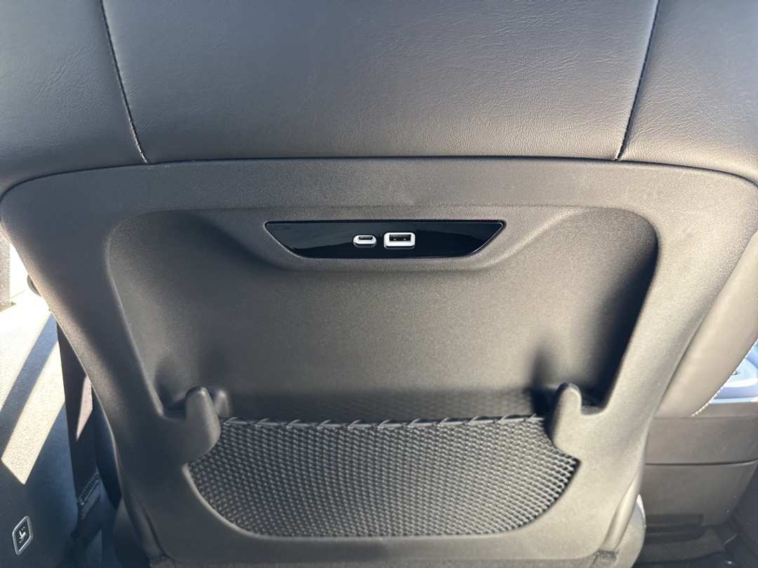 2026 Chrysler Pacifica Select - Image 23