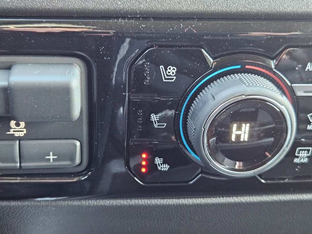 2026 Chevrolet Silverado 2500Hd LTZ - Image 26