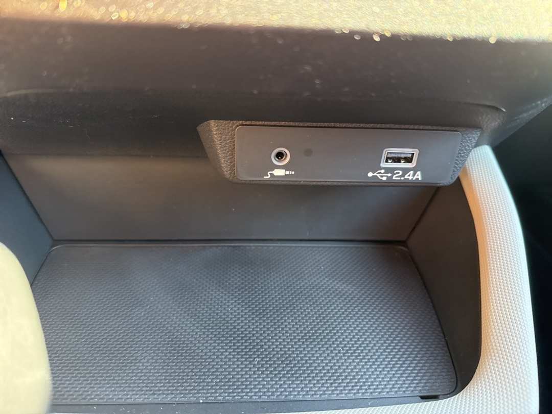 2026 Subaru Forester Base - Image 32