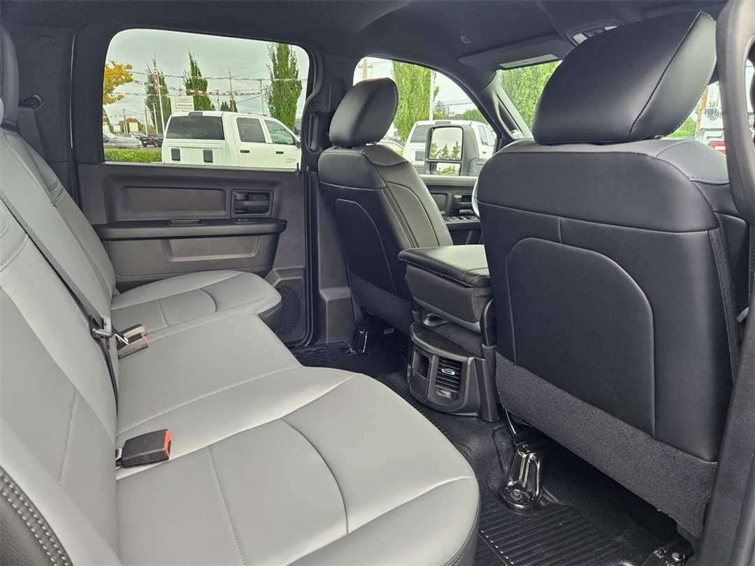 2026 Ram 5500Hd Tradesman - Image 34