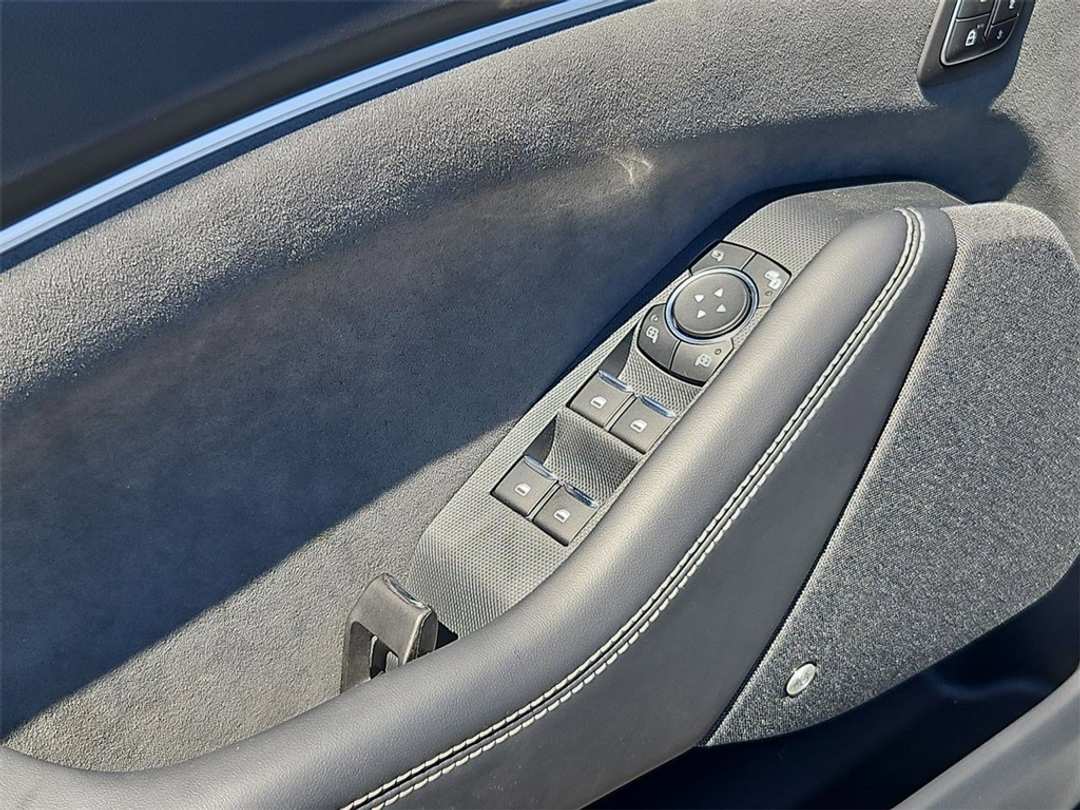 2025 Ford Mustang Mach-E GT - Image 10