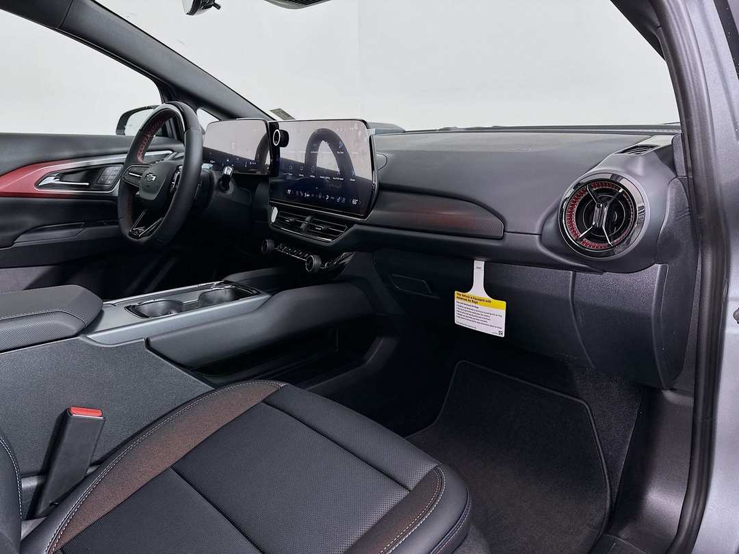 2026 Chevrolet Equinox Ev RS - Image 30