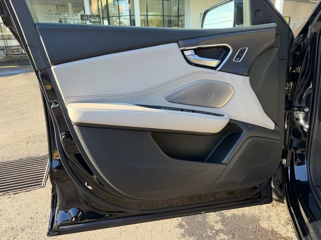 2026 Acura RDX Advance Package - Image 11
