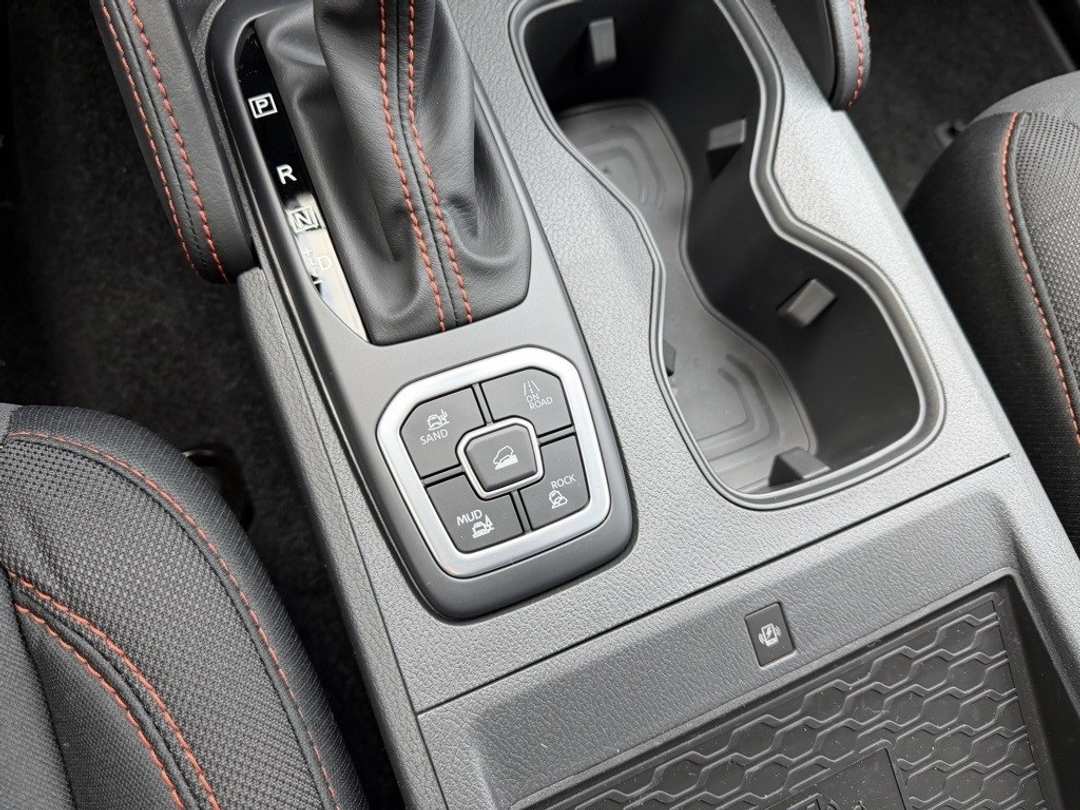 2026 Nissan Frontier PRO4X - Image 25