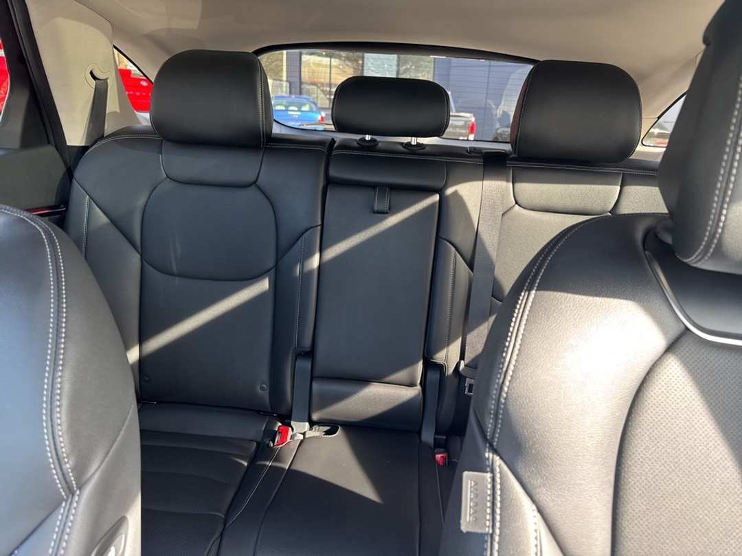 2026 Genesis Gv70 2.5T Select - Image 37