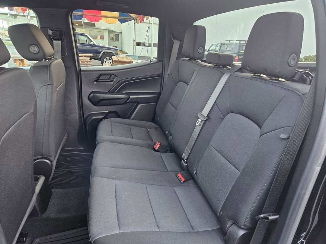 2024 Chevrolet Colorado Work - Image 26