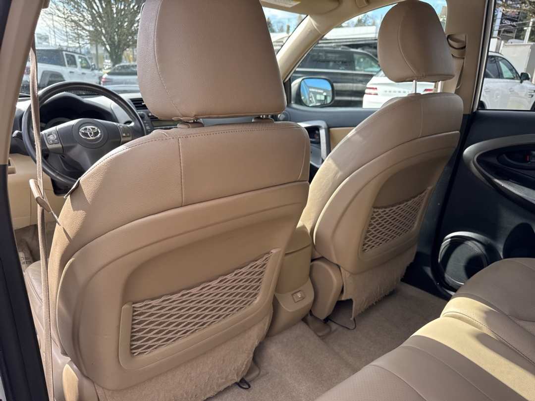 2009 Toyota Rav4 Limited - Image 37