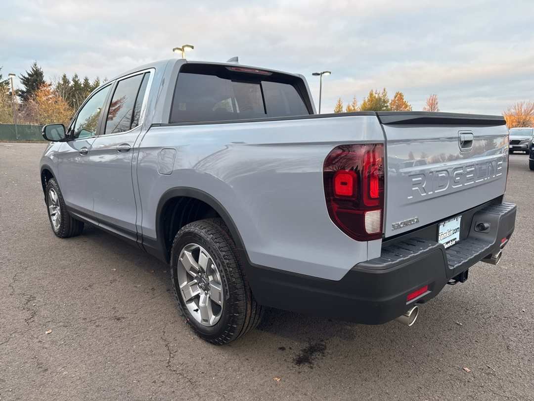 2026 Honda Ridgeline RTL - Image 10