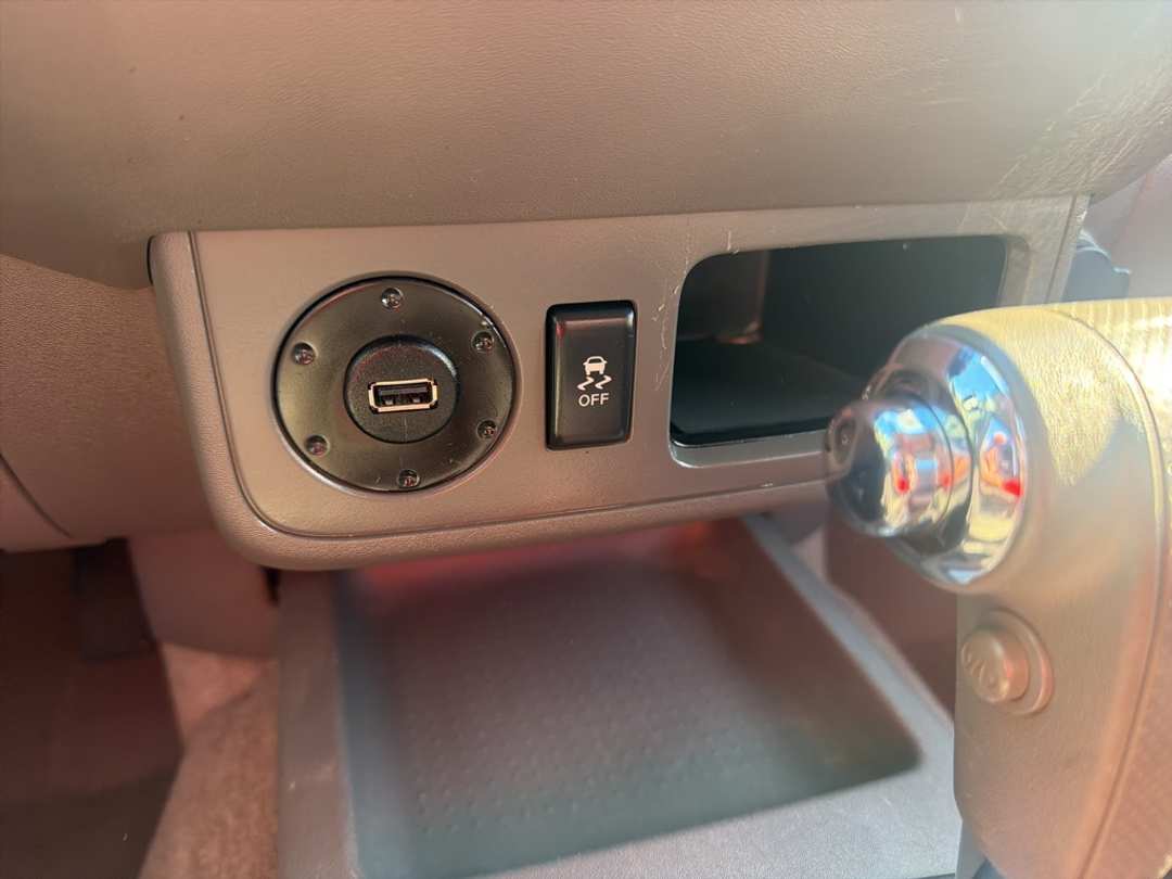 2013 Nissan Frontier SV - Image 34