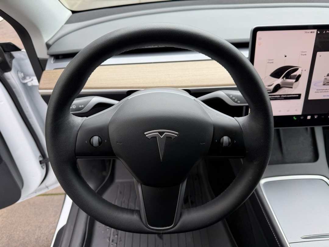 2022 Tesla Model Y Performance - Image 20