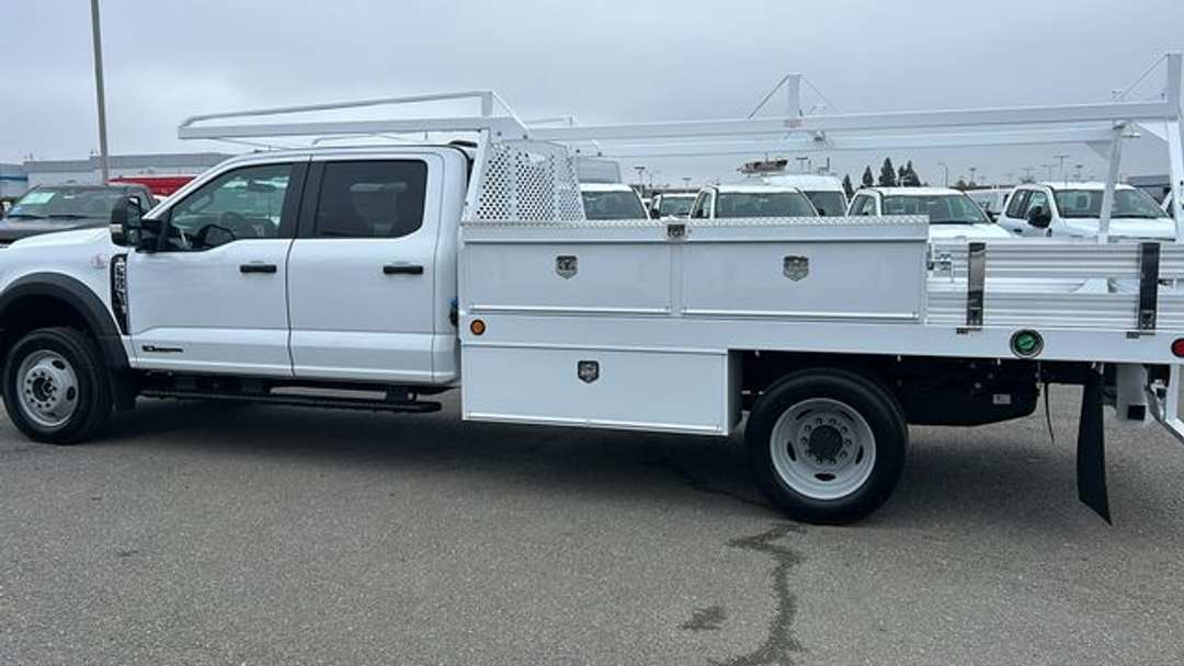 2026 Ford F-550Sd XL - Image 3