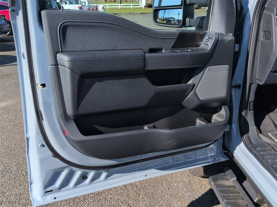 2026 Ford F-250Sd Lariat - Image 9