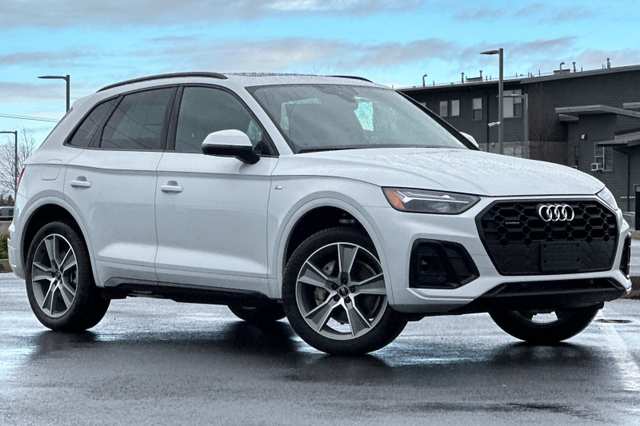 2025 Audi Q5 45 S line Premium