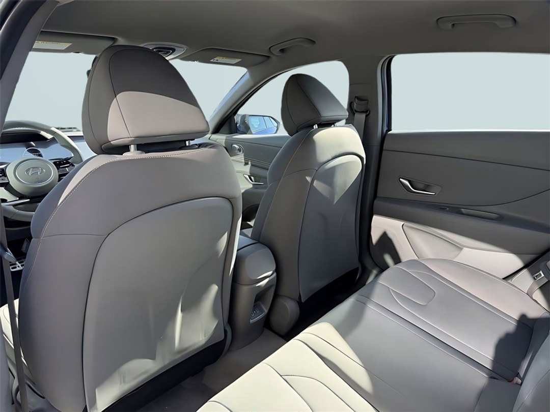 2026 Hyundai Elantra SEL Sport - Image 28