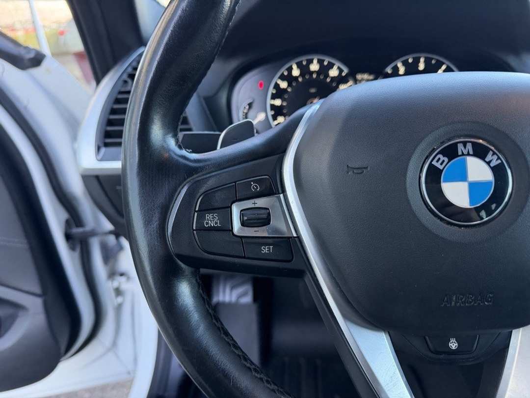 2018 BMW X3 xDrive30i - Image 18