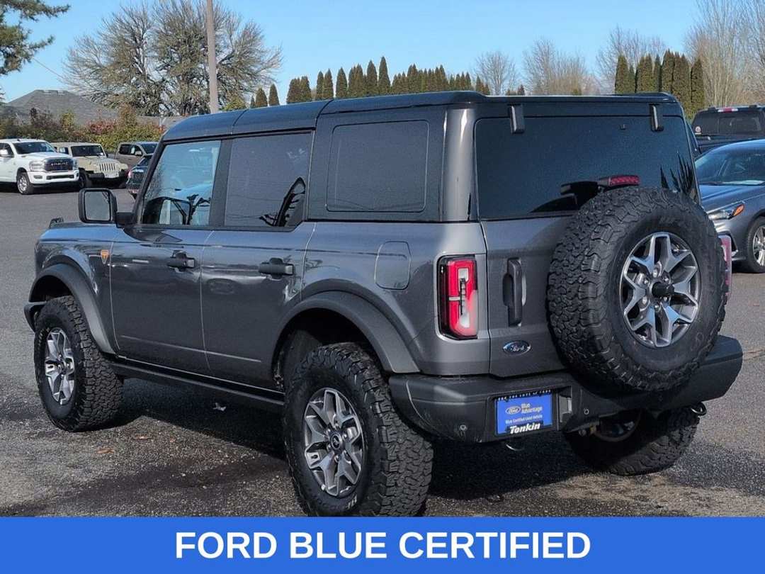 2025 Ford Bronco Badlands - Image 3