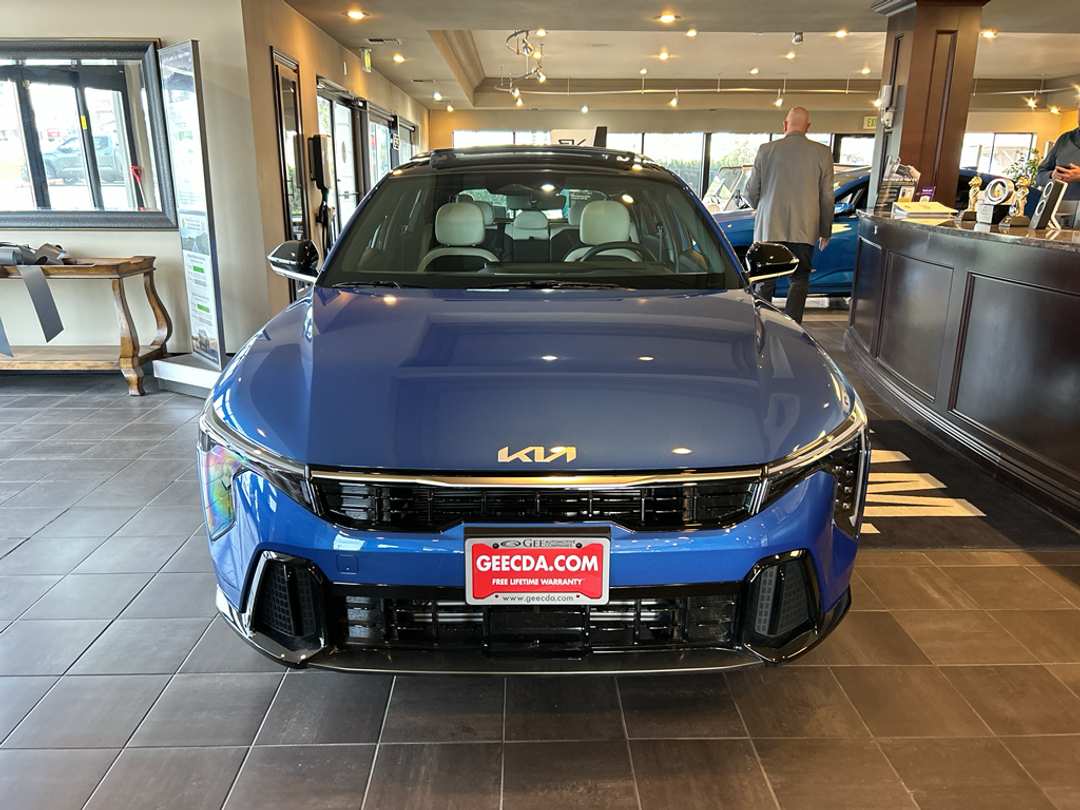 2026 Kia K4 GTLine Turbo - Image 2