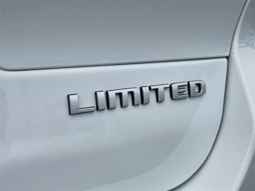 2025 Jeep Grand Cherokee L Limited - Image 34