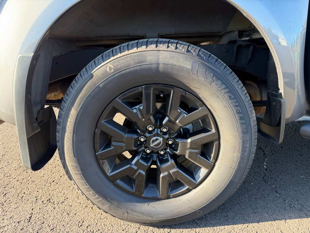 2021 Nissan Frontier PRO4X - Image 11