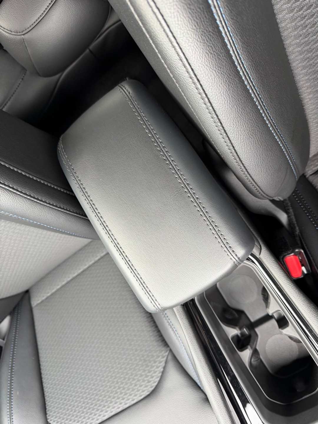 2026 Jeep Compass Latitude - Image 28