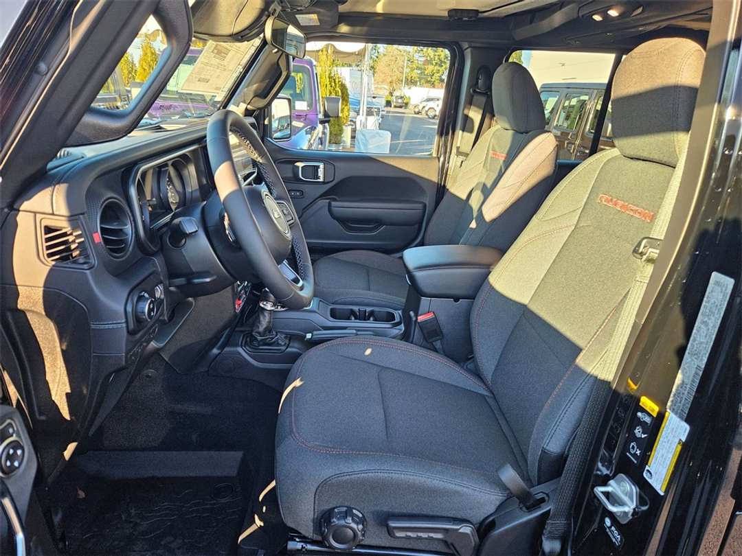 2026 Jeep Gladiator Rubicon - Image 14