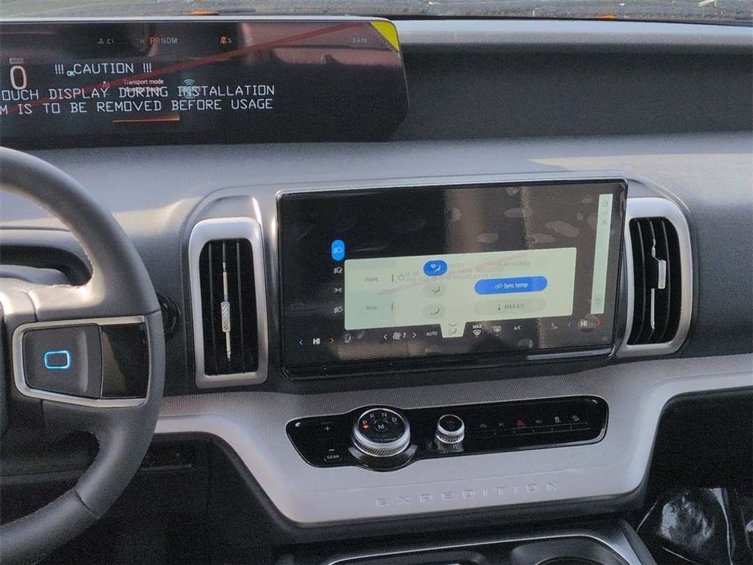 2026 Ford Expedition Max Active - Image 18