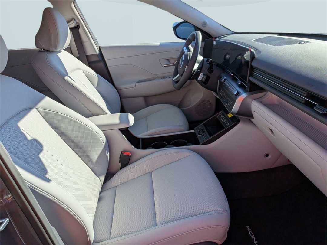 2026 Hyundai Kona SEL Premium - Image 29