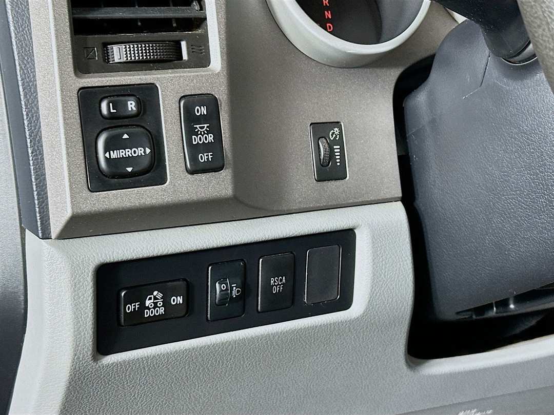 2013 Toyota Tundra Grade - Image 11