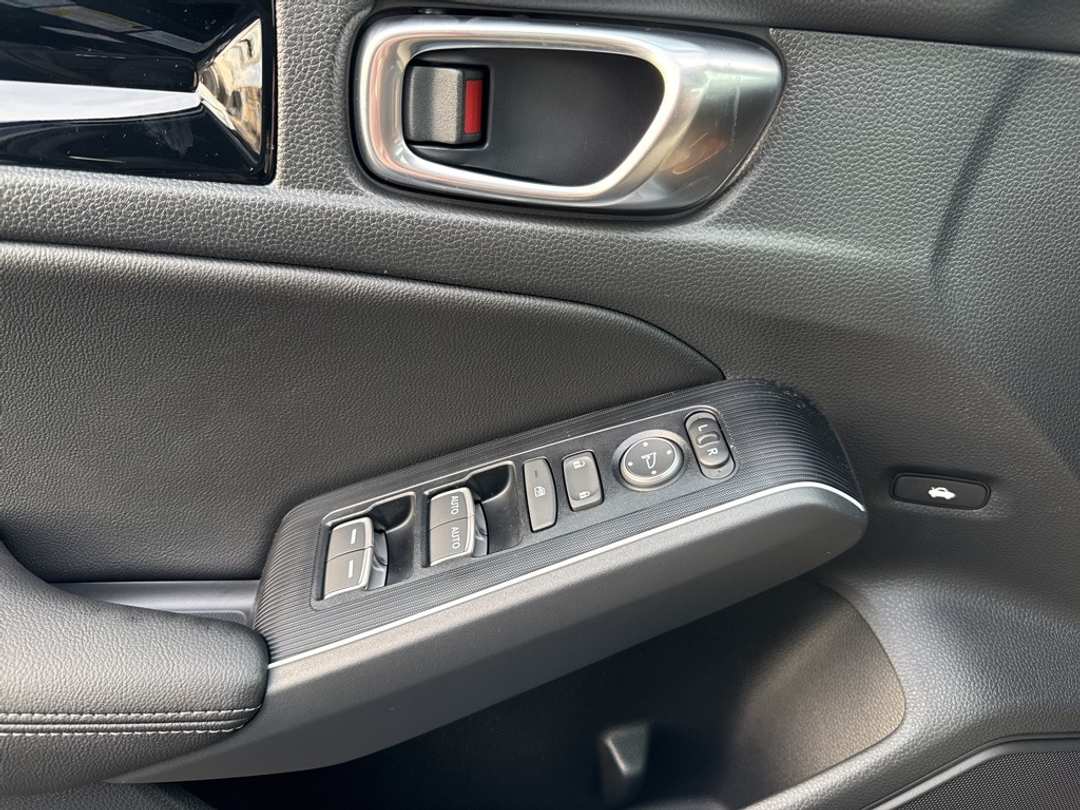 2026 Honda Civic Sport Touring - Image 30