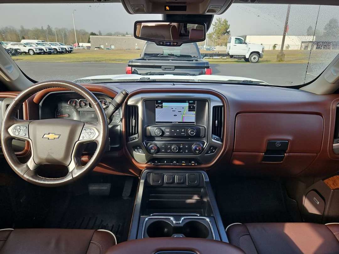 2017 Chevrolet Silverado 1500 High Country - Image 22