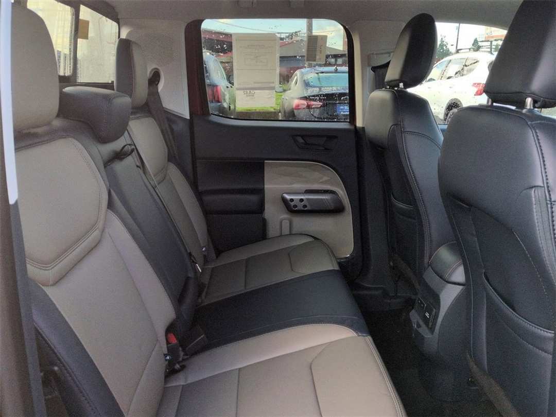 2026 Ford Maverick Lariat - Image 29