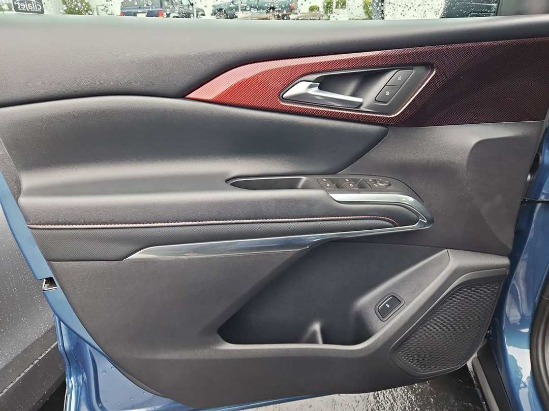 2026 Chevrolet Traverse Z71 - Image 10