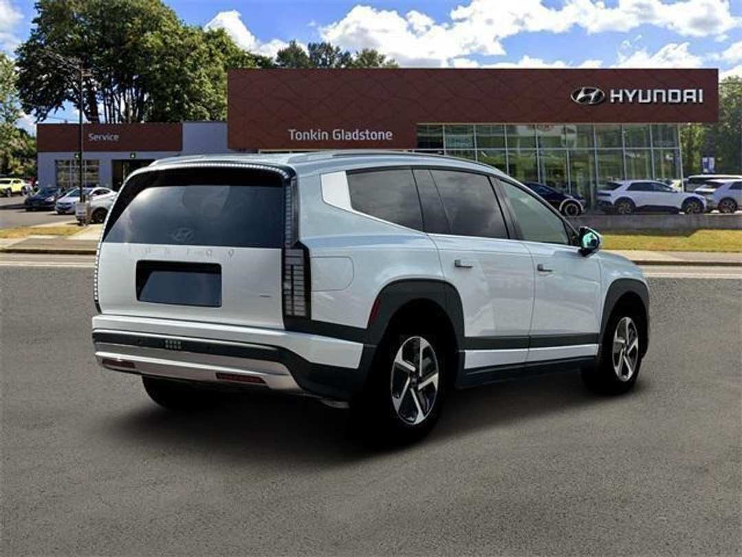 2026 Hyundai Ioniq 9 SE - Image 7