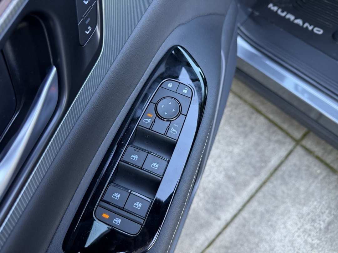 2026 Nissan Murano SL - Image 13