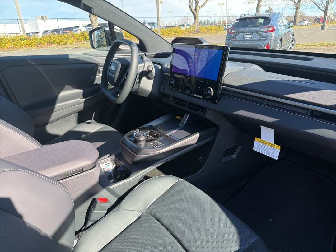 2026 Subaru Solterra Premium - Image 29